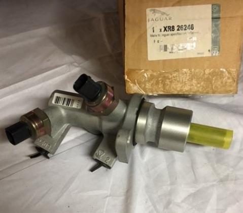 Hoofdrem cilinder XR826246 JAGUAR S-TYPE Remmen