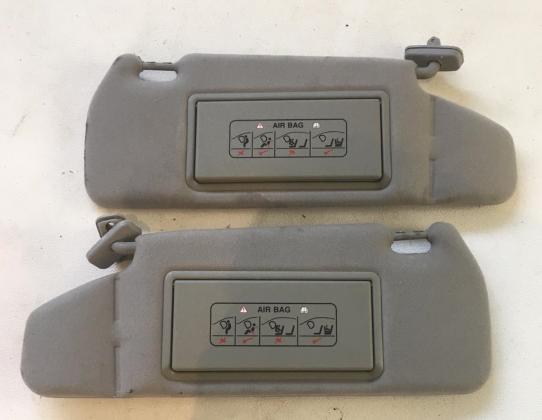 1 x Sonneblende Links oder Rechts Grau HJA1090ACLFJ