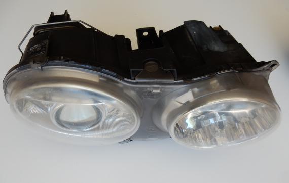 Xenon Scheinwerfer Rechts