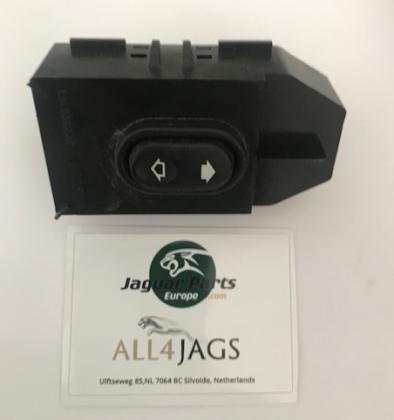 LJA6382AC Raamschakelaar JAGUAR XK8 - XKR Elektrisch