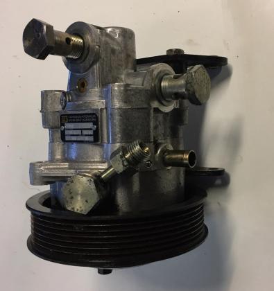 Lenkungs Pumpe NAB3771AA