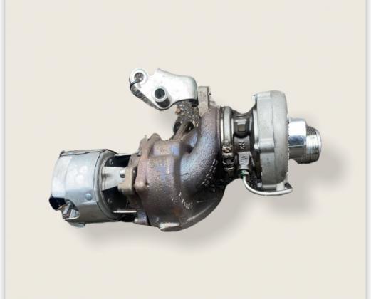 Turbo L OF R JDE36219-C2D60092 Jaguar F Pace Motoren