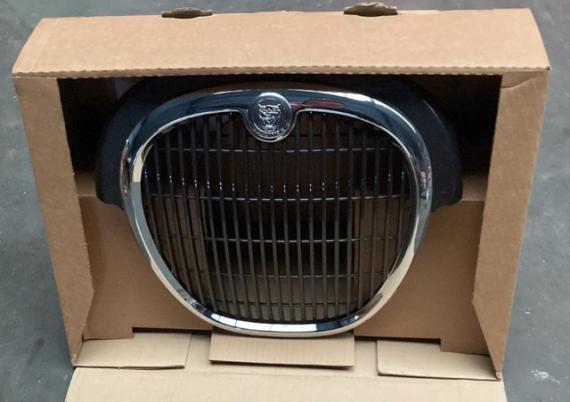 GRILLE  XR847246 NEW JAGUAR S-TYPE Carroceria