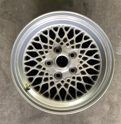 1 x Lattice  CBC9643 Single wheel JAGUAR XJ / XJ40 / XJS Wheels