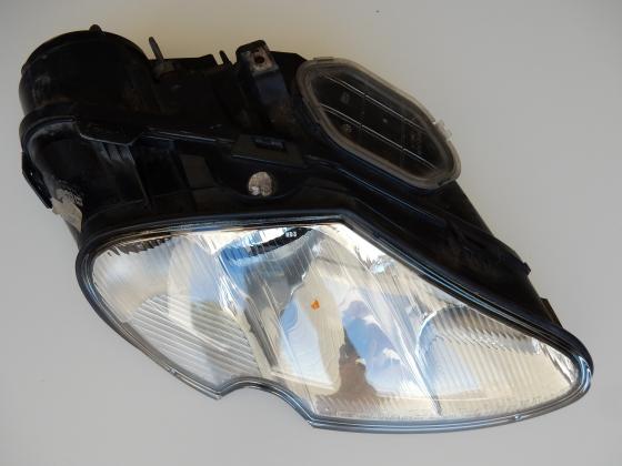 Rechter Scheinwerfer halogen LJA4502BF