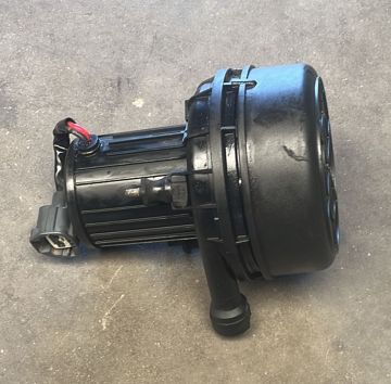 Bomba de inyección de aire secundaria 6R839A486AA