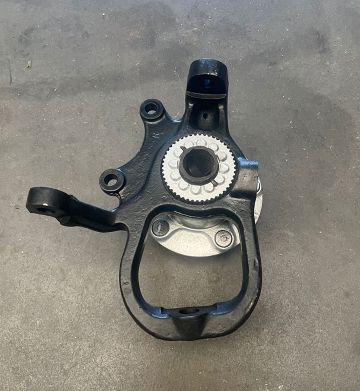 Front Spindle Knuckle w/ Hub LH Driver Side MJA1629DA
