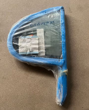 XR830452 Cuarto de vidrio
