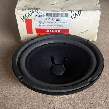 Puerta del altavoz LNC4140BA