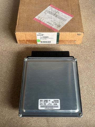 Unidad/módulo de control del motor C2S36879