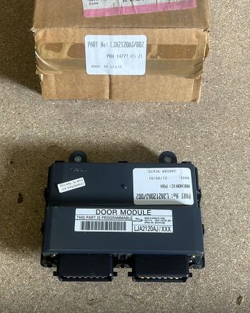 Door Control Module 97-99 XK8 LJA2120AJ ECU